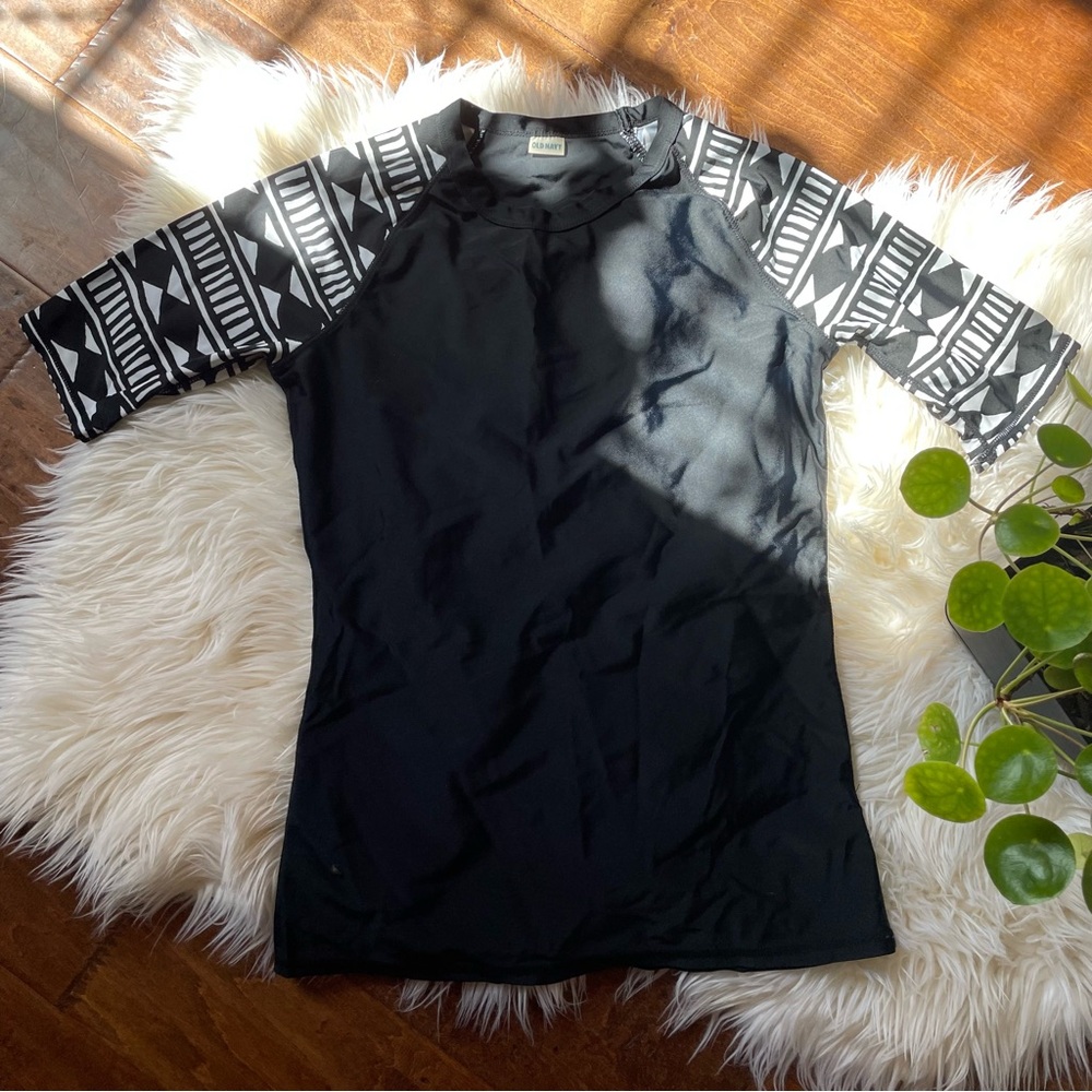 Old Navy Women’s Rash Guard